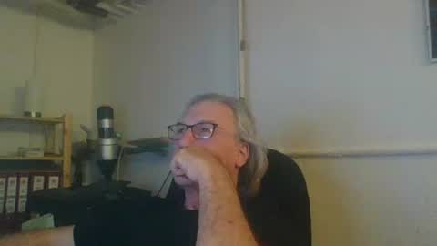 Snapshot of domiande chatting on May 2026 08:17:02 PM domiande online show from May 2026 08:17:02 PM
