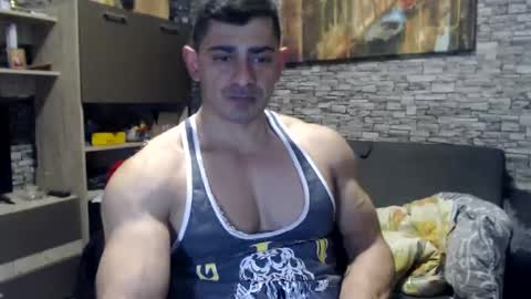 Snapshot of dominatemuscle chatting on December 2024 04:28:02 PM Kevin online show from December 2024 04:28:02 PM