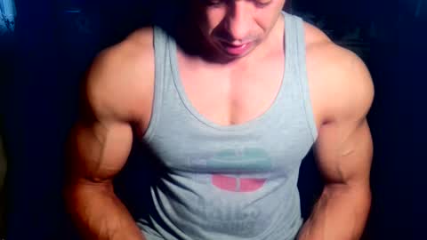 Snapshot of dominatemuscle chatting on November 2025 07:55:01 AM Kevin online show from November 2025 07:55:01 AM