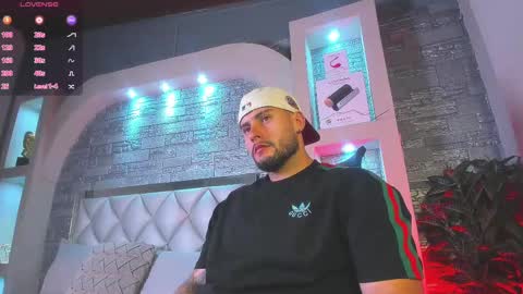 dominic de luca online show from October 2025 05:04:01 AM