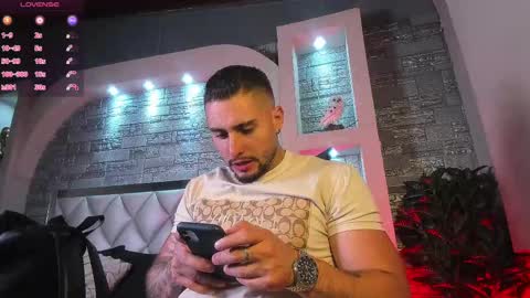 dominic de luca online show from October 2025 02:53:01 AM