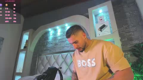 dominic de luca online show from October 2025 03:50:01 AM