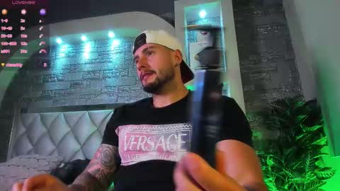 dominic de luca online show from October 2025 04:24:02 AM