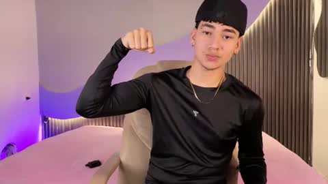 Dominic online show from July 2026 09:13:01 PM