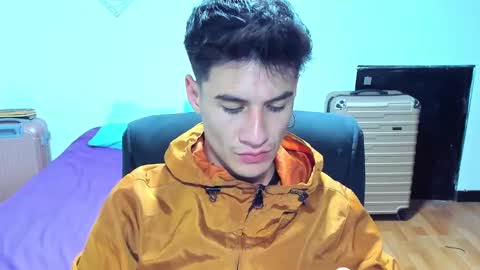 Snapshot of dominic_radccliffe chatting on October 2025 03:14:02 AM Your real love online show from October 2025 03:14:02 AM