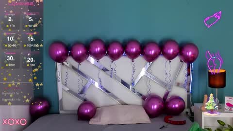 Dominic online show from December 2024 04:59:02 PM