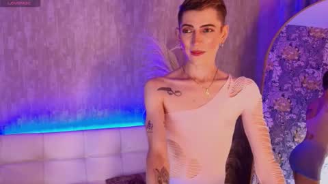 Snapshot of dominic_thailor chatting on February 2026 09:59:02 PM Dominic online show from February 2026 09:59:02 PM