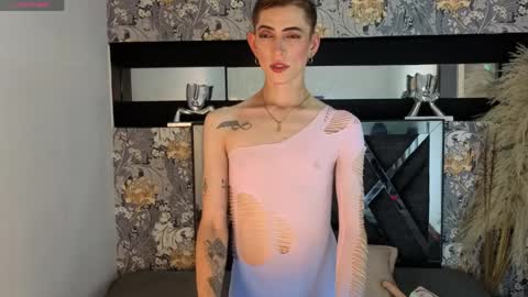 Snapshot of dominic_thailor chatting on April 2026 05:50:02 PM Dominic online show from April 2026 05:50:02 PM