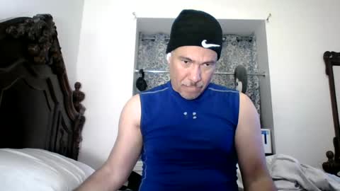 luis online show from July 2026 03:11:01 AM
