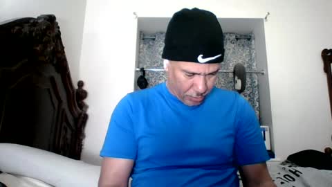 luis online show from July 2026 04:16:01 AM