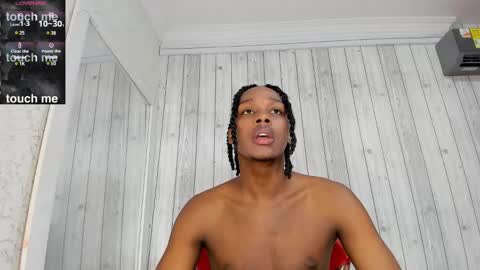 Dominicscott online show from February 2025 12:38:02 PM