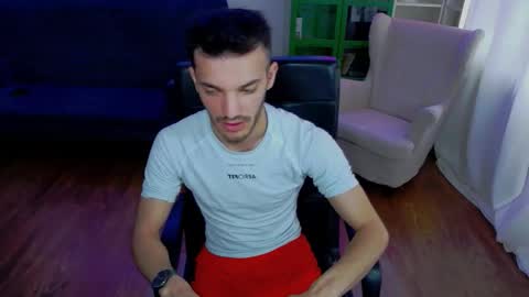 Snapshot of dominicvalente chatting on October 2025 11:39:02 AM dominicvalente online show from October 2025 11:39:02 AM