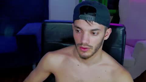 Snapshot of dominicvalente chatting on November 2025 06:32:01 PM dominicvalente online show from November 2025 06:32:01 PM