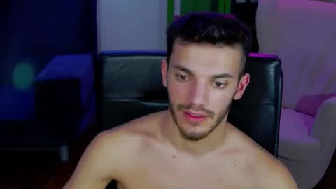 Snapshot of dominicvalente chatting on November 2025 10:09:02 PM dominicvalente online show from November 2025 10:09:02 PM