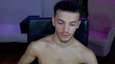 Snapshot of dominicvalente chatting on November 2025 06:57:02 PM dominicvalente online show from November 2025 06:57:02 PM