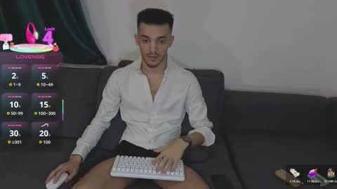 Snapshot of dominicvalente chatting on December 2025 10:47:02 PM dominicvalente online show from December 2025 10:47:02 PM