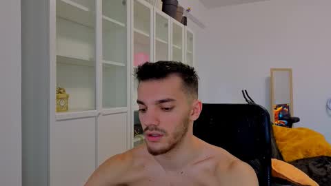 Snapshot of dominicvalente chatting on February 2026 12:41:02 PM dominicvalente online show from February 2026 12:41:02 PM