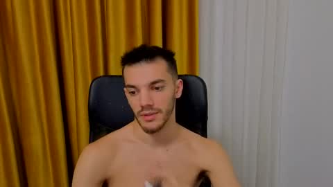 Snapshot of dominicvalente chatting on February 2026 01:11:02 AM dominicvalente online show from February 2026 01:11:02 AM