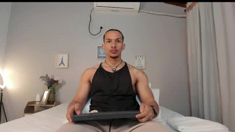 Snapshot of dominik_drake chatting on April 2026 12:28:01 PM Dominik Drake online show from April 2026 12:28:01 PM