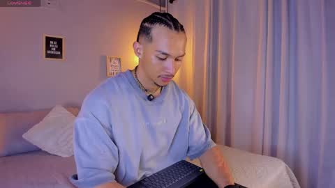 Snapshot of dominik_drake chatting on April 2026 12:47:01 PM Dominik Drake online show from April 2026 12:47:01 PM