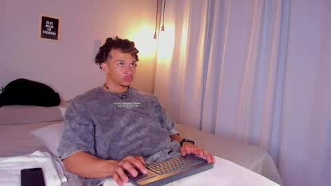 Snapshot of dominik_drake chatting on May 2026 12:45:02 PM Dominik Drake online show from May 2026 12:45:02 PM