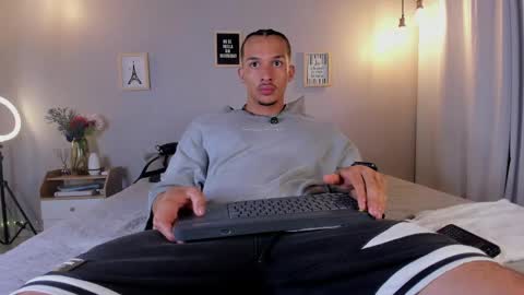 Snapshot of dominik_drake chatting on May 2026 11:51:02 AM Dominik Drake online show from May 2026 11:51:02 AM