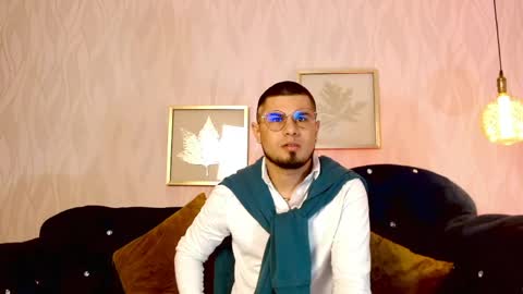 Dominik online show from May 2026 06:49:02 PM