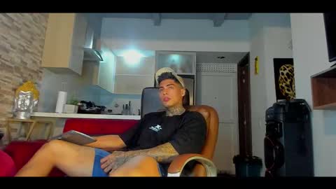 Only fans Ronnie col---InstaRonniecolleman  online show from October 2025 01:53:02 AM