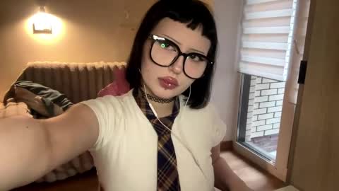 Cati online show from April 2026 12:06:02 PM