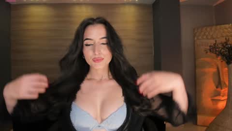 Snapshot of dominiquevega_ chatting on January 2025 11:38:01 PM Dominique online show from January 2025 11:38:01 PM