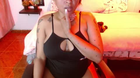 Snapshot of domink_gilr chatting on May 2026 08:47:02 PM D O M I N K online show from May 2026 08:47:02 PM