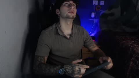 Snapshot of dominus_kane chatting on December 2025 11:02:01 PM dominus_kane online show from December 2025 11:02:01 PM