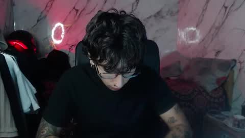 Snapshot of dominus_kane chatting on January 2026 02:38:01 AM dominus_kane online show from January 2026 02:38:01 AM