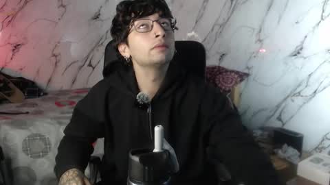 Snapshot of dominus_kane chatting on April 2026 05:08:02 AM dominus_kane online show from April 2026 05:08:02 AM