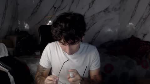 Snapshot of dominus_kane chatting on April 2026 02:32:01 AM dominus_kane online show from April 2026 02:32:01 AM