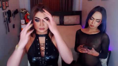 Snapshot of dominuscockwhore chatting on October 2025 04:43:01 AM blair online show from October 2025 04:43:01 AM