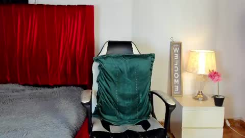 dominyck_ online show from July 2026 04:48:01 AM
