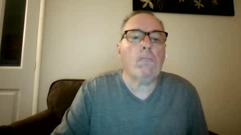 Snapshot of domjolly08 chatting on September 2025 08:41:02 PM David uk online show from September 2025 08:41:02 PM