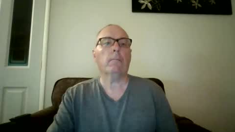 Snapshot of domjolly08 chatting on September 2025 08:46:01 PM David uk online show from September 2025 08:46:01 PM