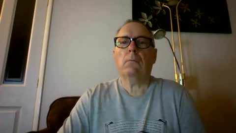 Snapshot of domjolly08 chatting on October 2025 11:06:02 PM David uk online show from October 2025 11:06:02 PM