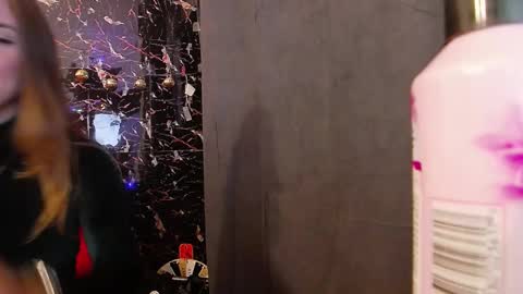 Snapshot of dommichelle chatting on December 2024 11:49:02 PM Michelle online show from December 2024 11:49:02 PM