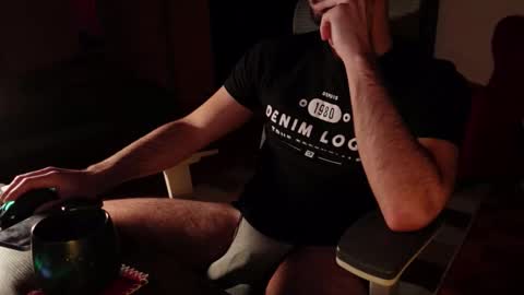 Snapshot of domtop_eric chatting on February 2026 05:05:01 AM domtop_eric online show from February 2026 05:05:01 AM