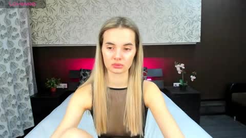 Donna On GMT2 Mon-Fri 3-9 AM online show from January 2025 12:29:01 AM