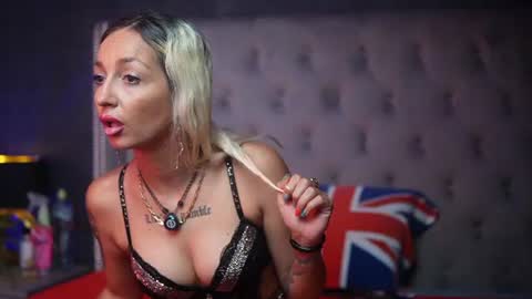  Donna  online show from June 2026 08:02:01 PM