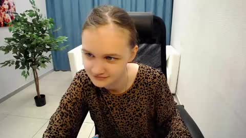 Sia online show from May 2026 11:05:01 AM