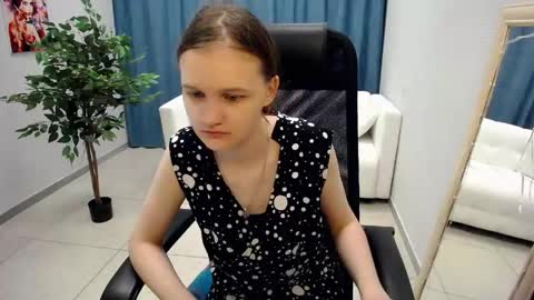 Sia online show from May 2026 10:44:01 AM
