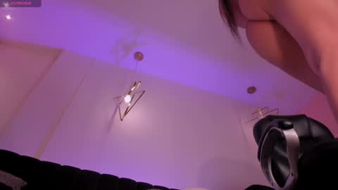 Snapshot of donnastonne chatting on December 2024 01:01:02 AM Donna Stonne online show from December 2024 01:01:02 AM