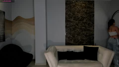 Snapshot of donnastonne chatting on December 2024 06:05:01 PM Donna Stonne online show from December 2024 06:05:01 PM