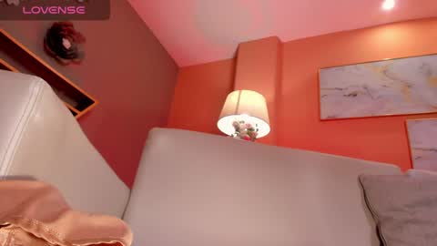 Snapshot of donnastonne chatting on January 2025 01:10:02 AM Donna Stonne online show from January 2025 01:10:02 AM