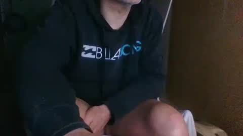 Snapshot of dontwalkonthegrass2 chatting on January 2025 11:51:02 AM frenchfirefighter online show from January 2025 11:51:02 AM